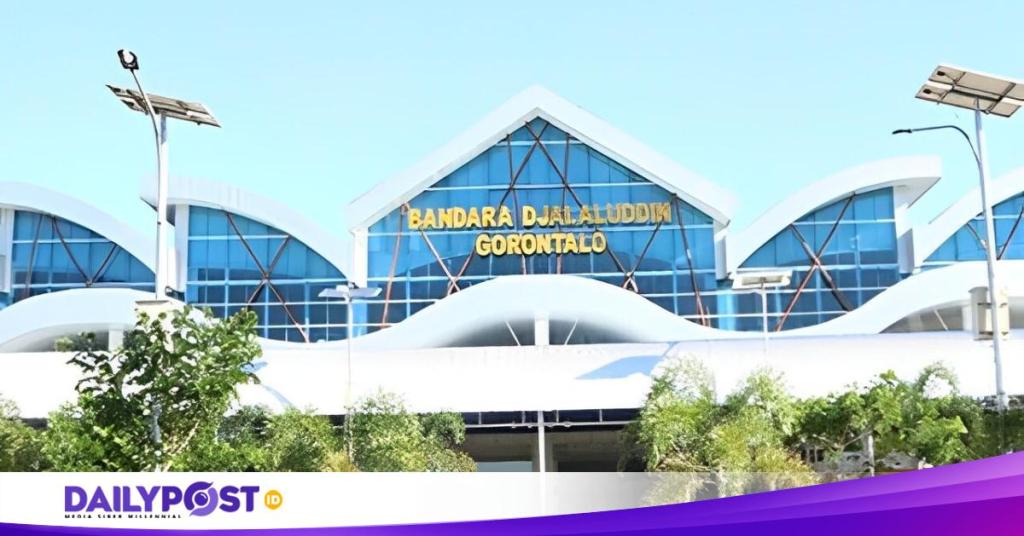 Bandara Djalaludin Ditutup Sementara Akibat Sebaran Abu Vulkanik Gunung&nbsp;Ruang