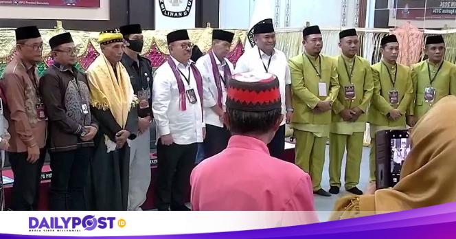 Tonny Uloli dan Rustam Akili Menjadi Pasangan Calon Pertama yang Mendaftar untuk Pilgub Gorontalo&nbsp;2024